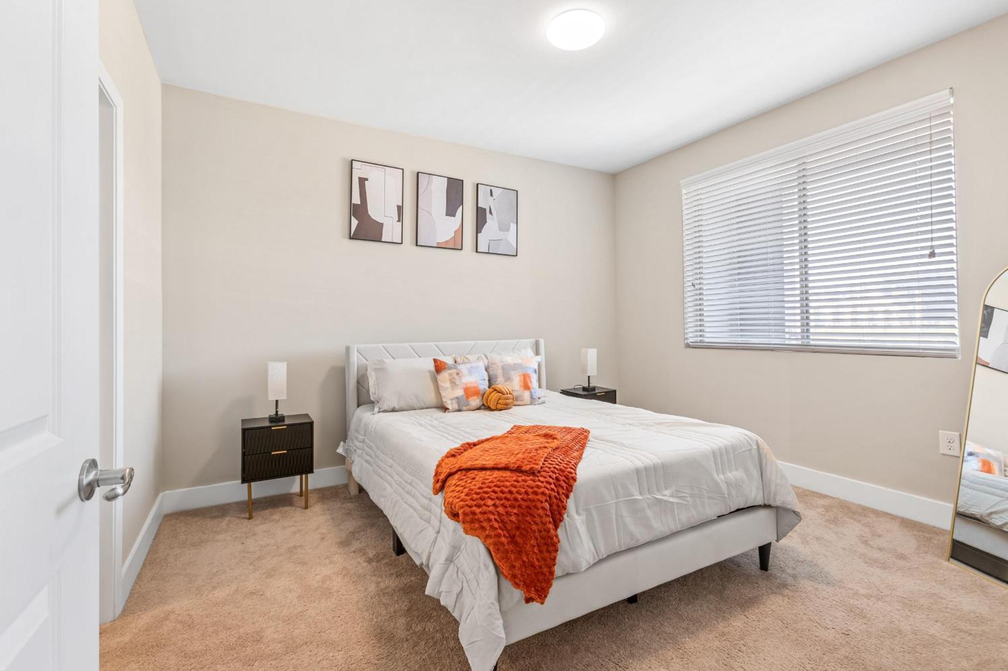 Modern Downtown Apartment Birmingham Exterior photo