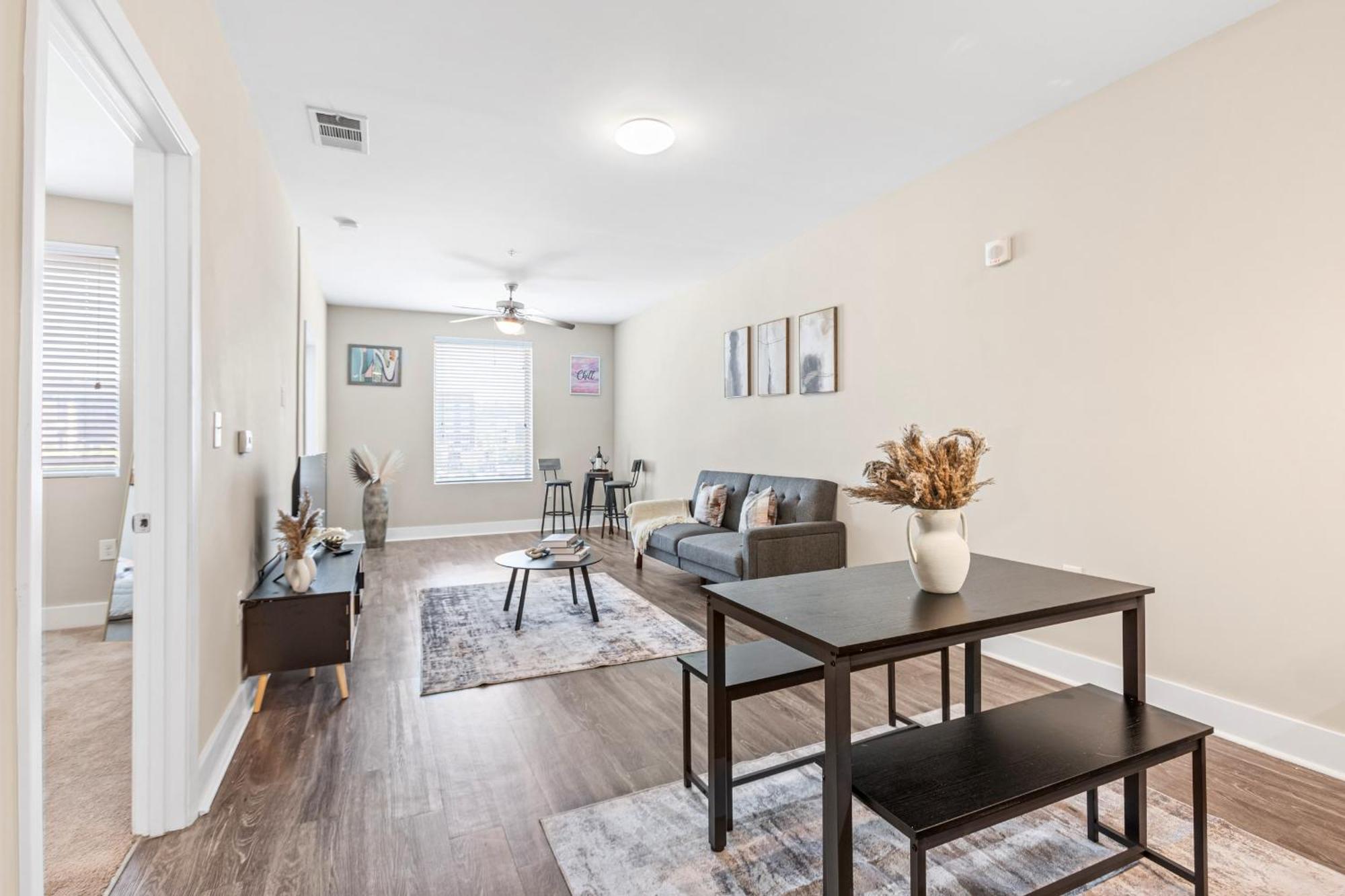 Modern Downtown Apartment Birmingham Exterior photo